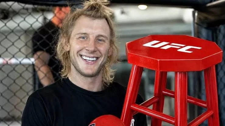 Пимблетт выкупил стул Топурии с UFC Freedom 250 за $13 400