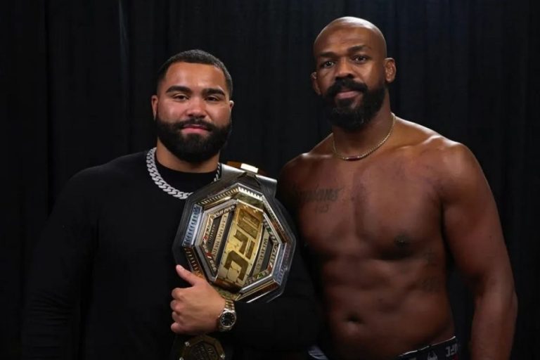 Стивсон раскрыл детали тренировок с Джоном Джонсом перед дебютом в UFC